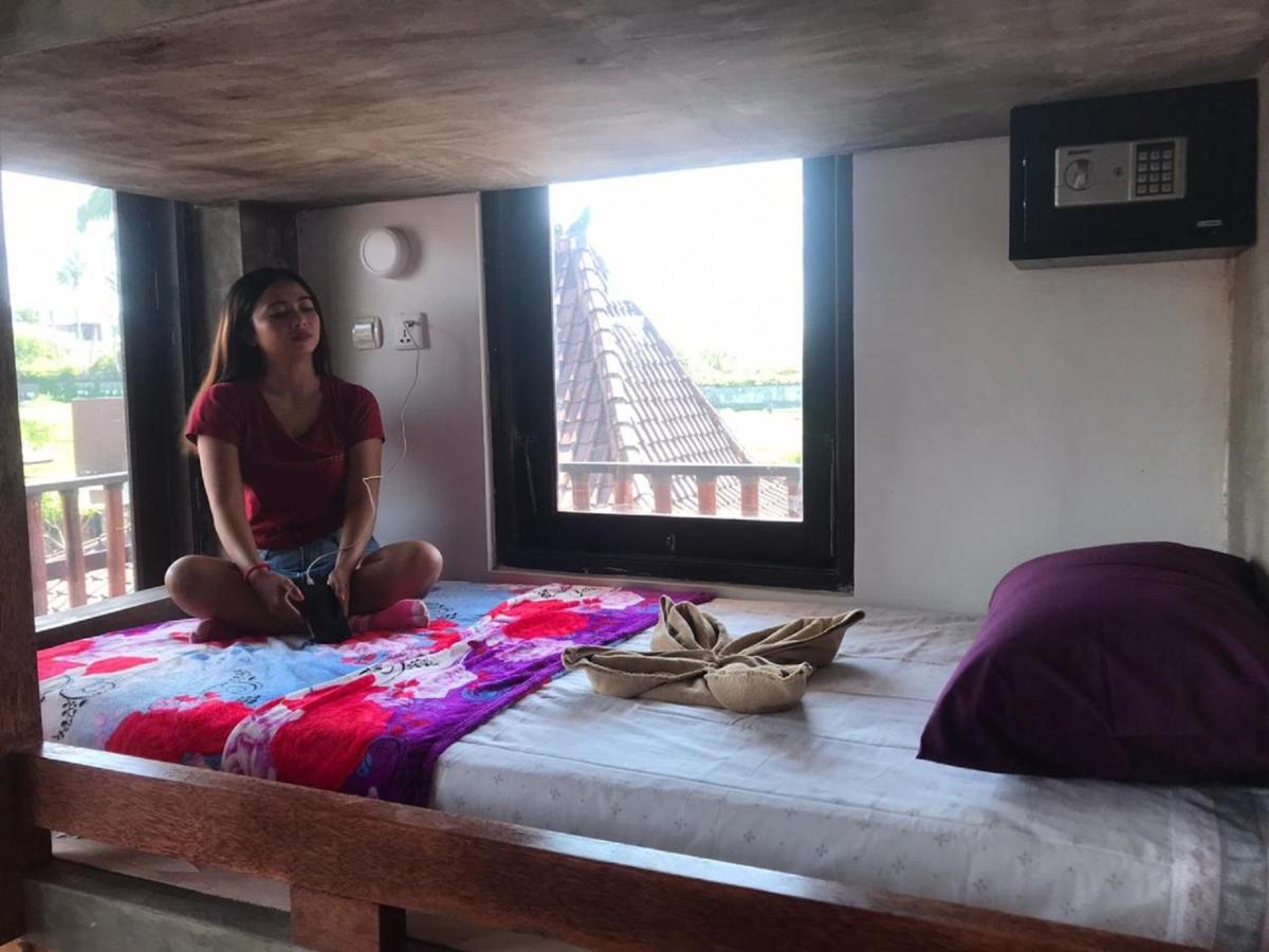 Ngeluwungan Boutique Hostel Canggu  Luaran gambar