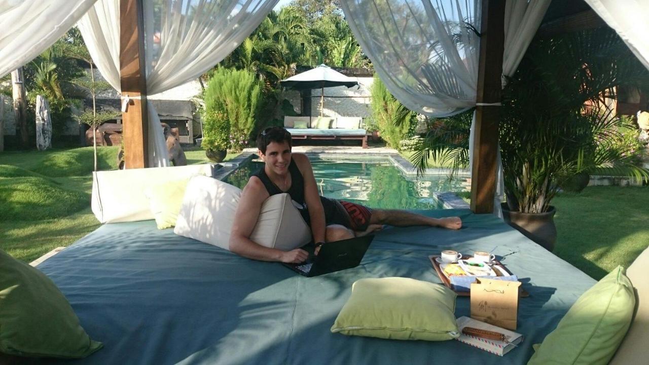 Ngeluwungan Boutique Hostel Canggu  Luaran gambar