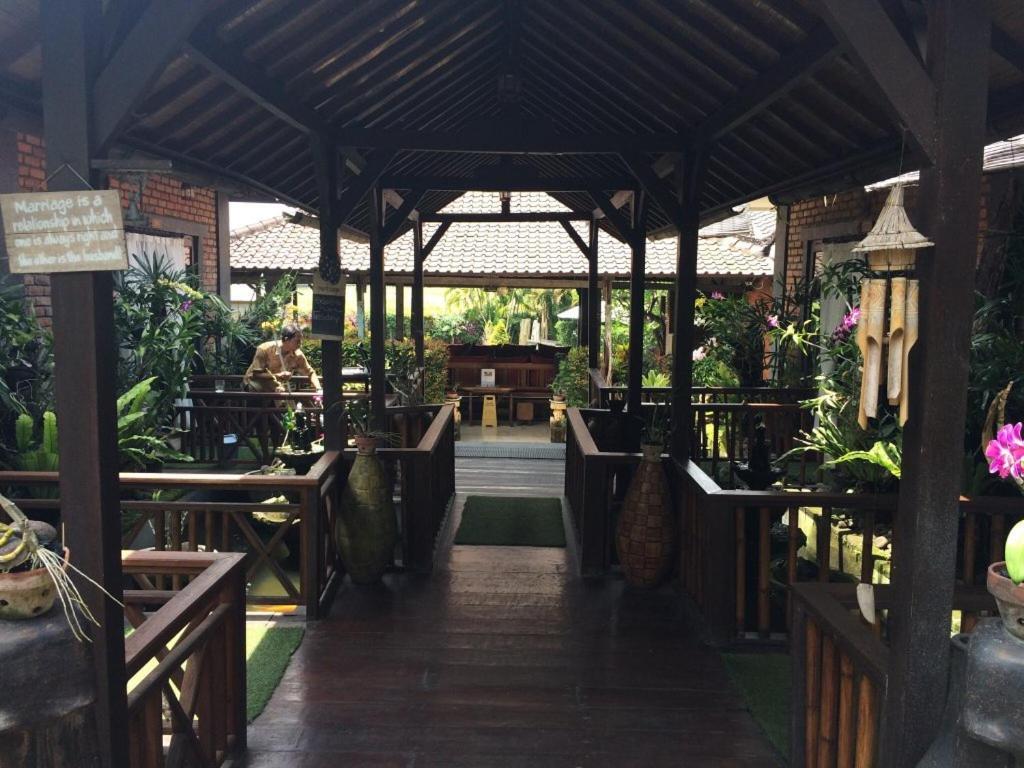 Ngeluwungan Boutique Hostel Canggu  Luaran gambar